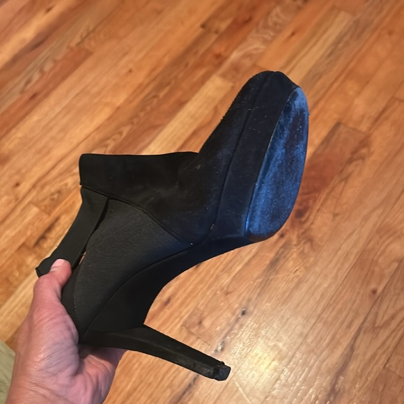 Booties - Picture 6 of 8